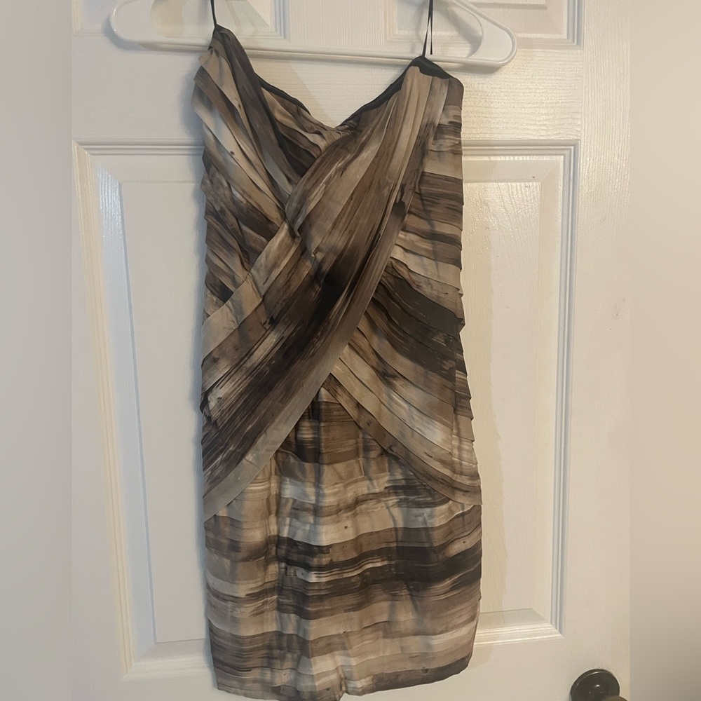 Ladies guess brand strapless dress sz small